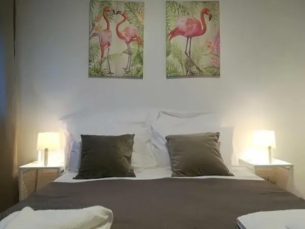 Апартаменты Iris