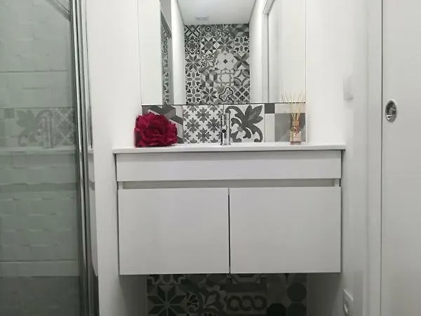 Апартаменты Iris Помбал